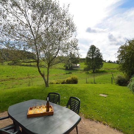 Comfortable Cottage In Neufmoulin With Meadow View Houffalize Eksteriør billede