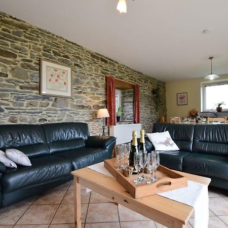 Comfortable Cottage In Neufmoulin With Meadow View Houffalize Eksteriør billede