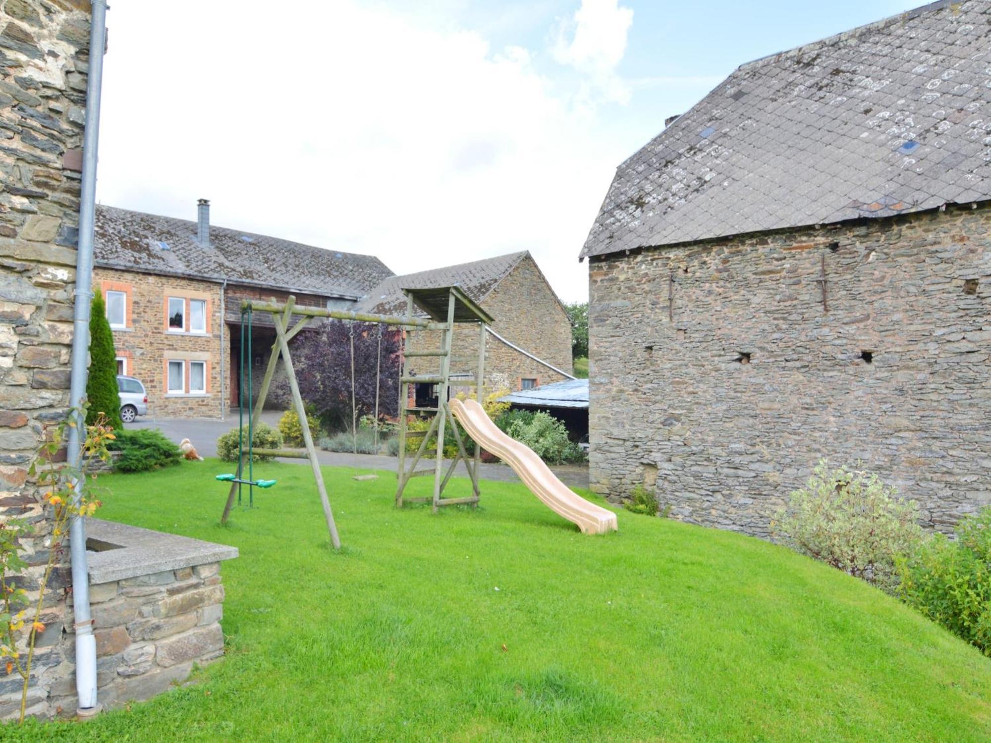 Comfortable Cottage In Neufmoulin With Meadow View Houffalize Eksteriør billede