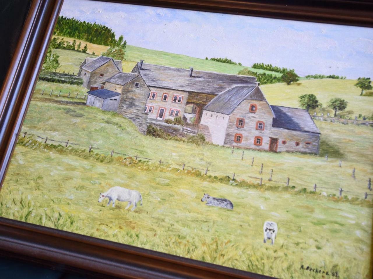 Comfortable Cottage In Neufmoulin With Meadow View Houffalize Eksteriør billede